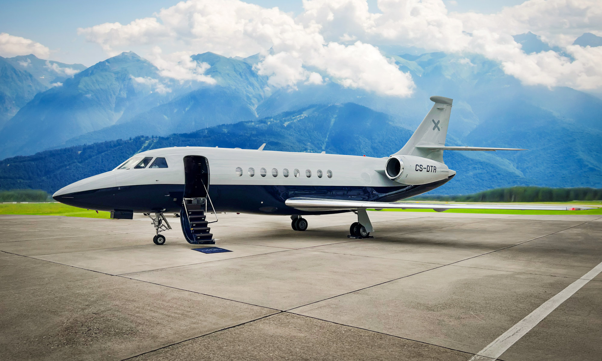 Dassault Falcon 2000