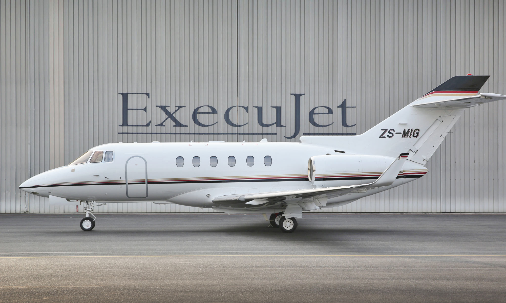 Hawker 900XP
